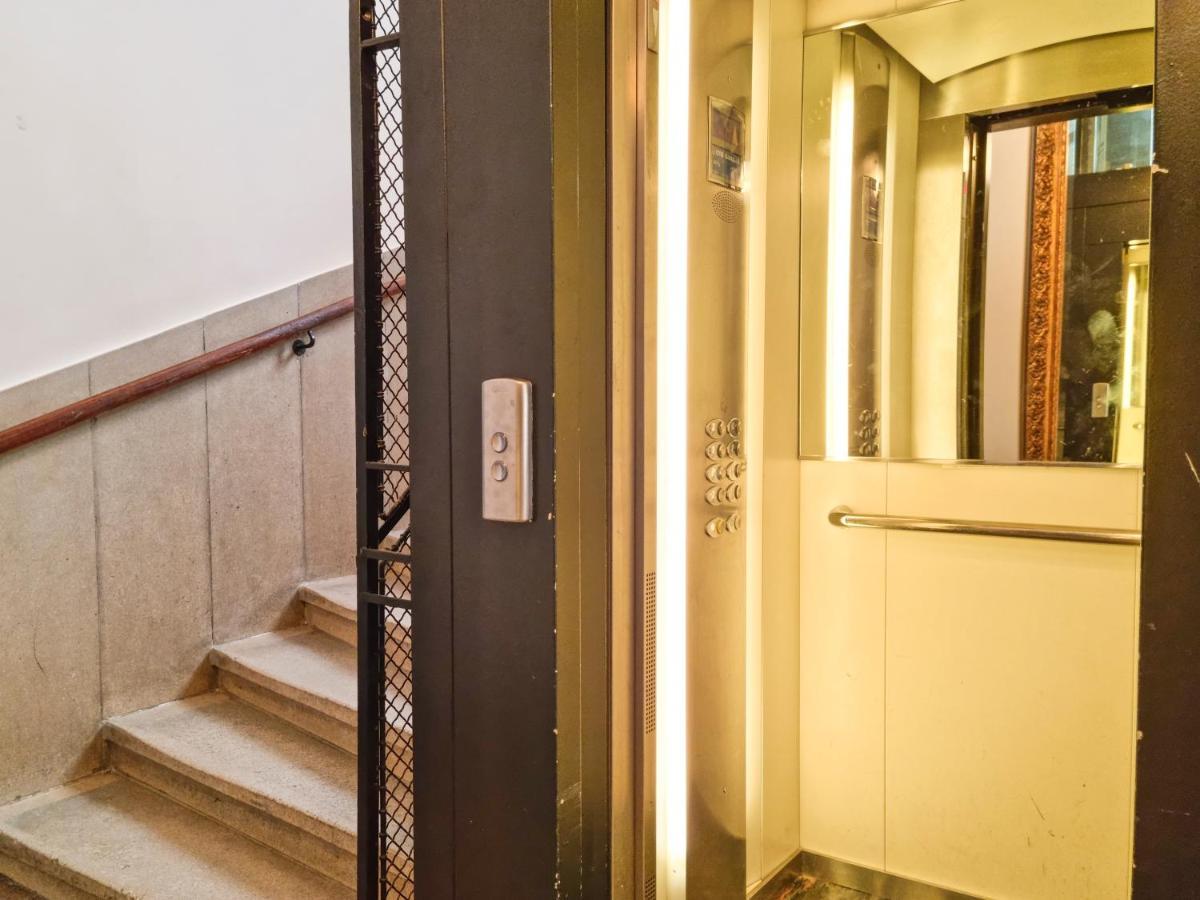Pension Mozart - Newly Renovated เวียนนา ภายนอก รูปภาพ