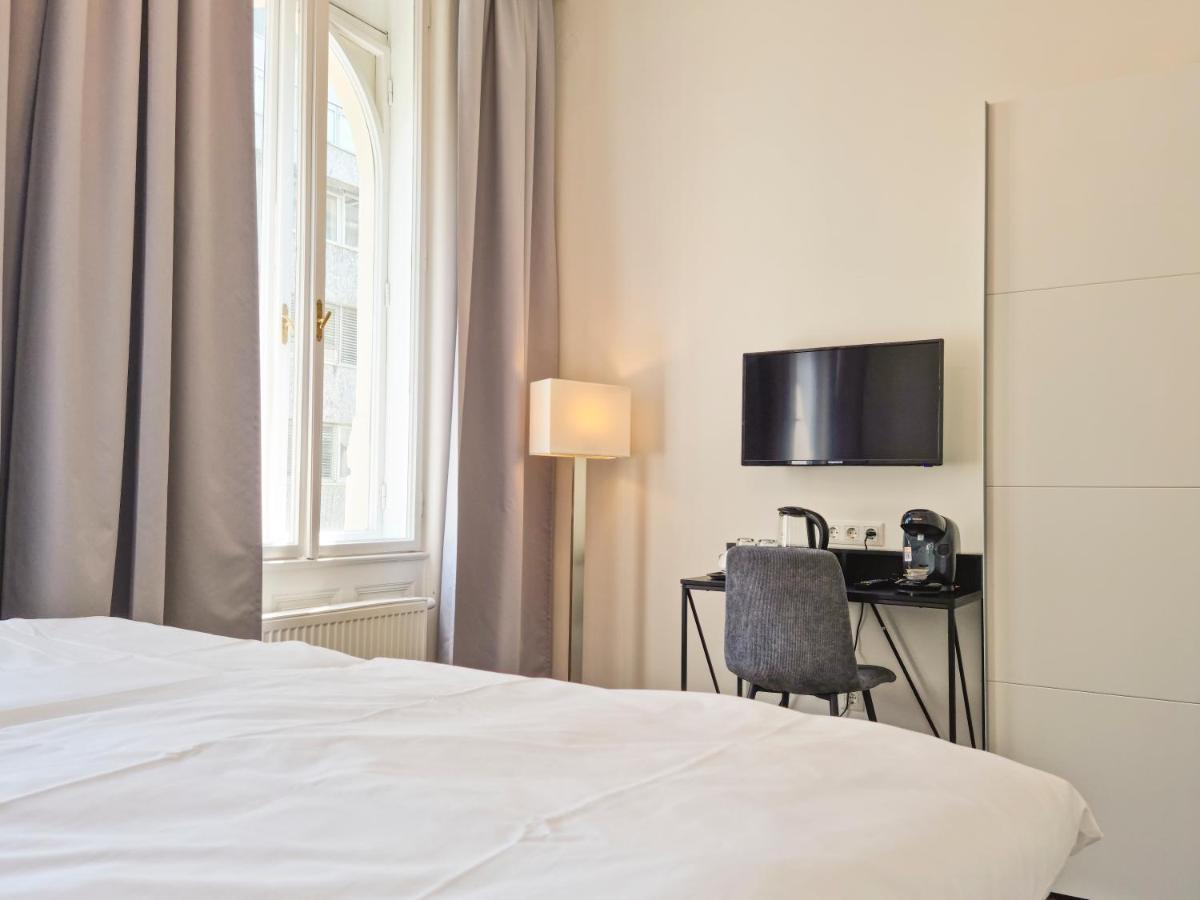 Pension Mozart - Newly Renovated เวียนนา ภายนอก รูปภาพ
