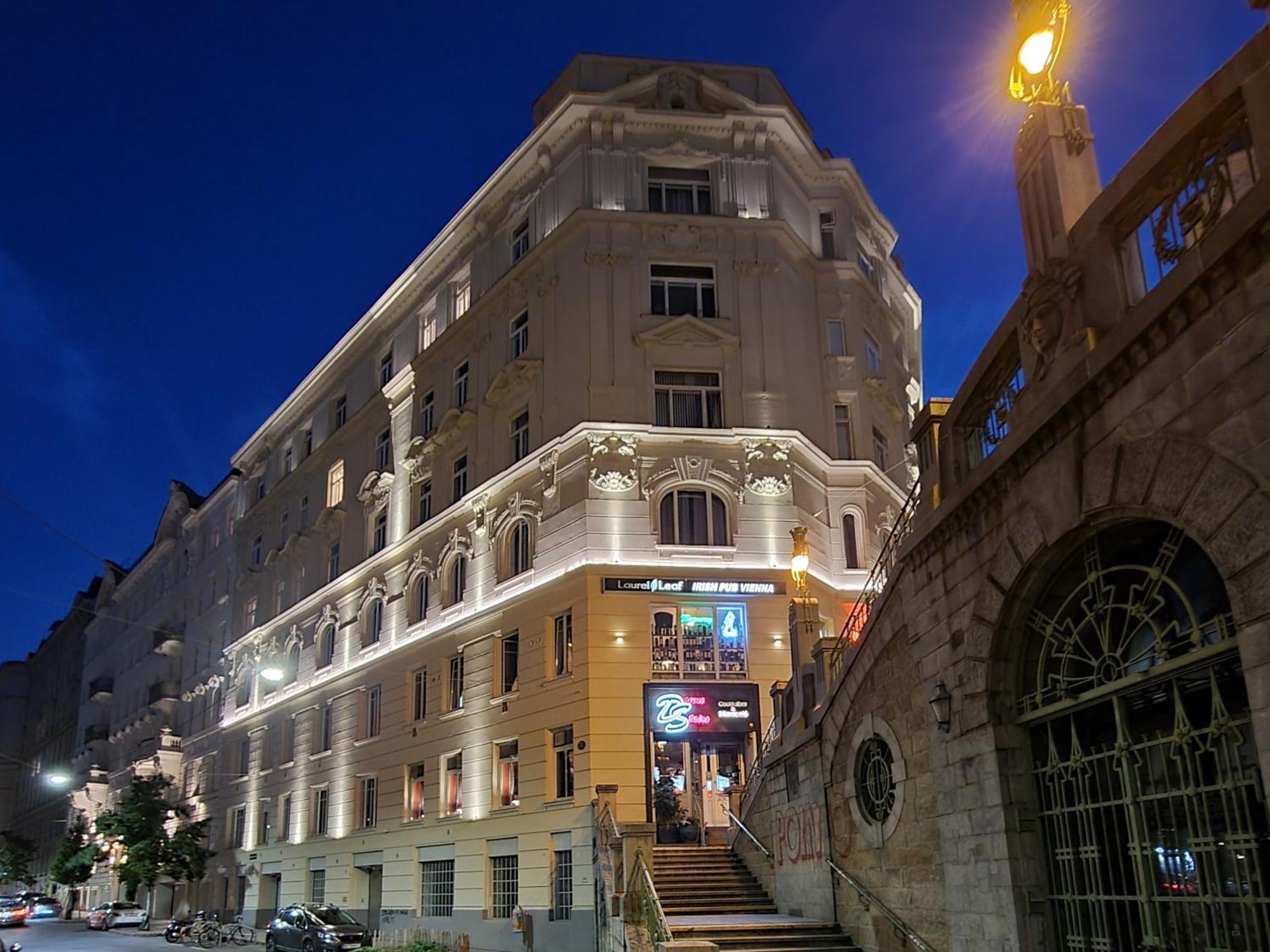 Pension Mozart - Newly Renovated เวียนนา ภายนอก รูปภาพ